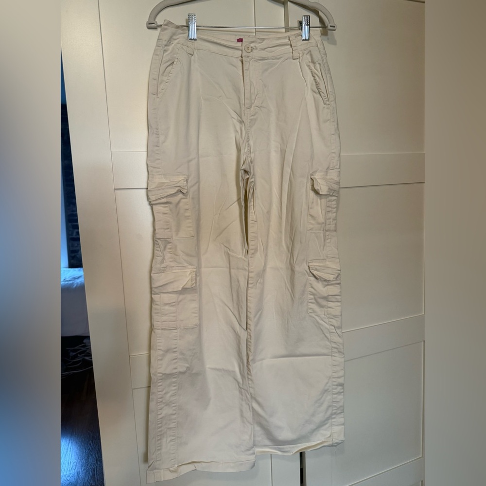 Edikted Light Beige Cargo Pants